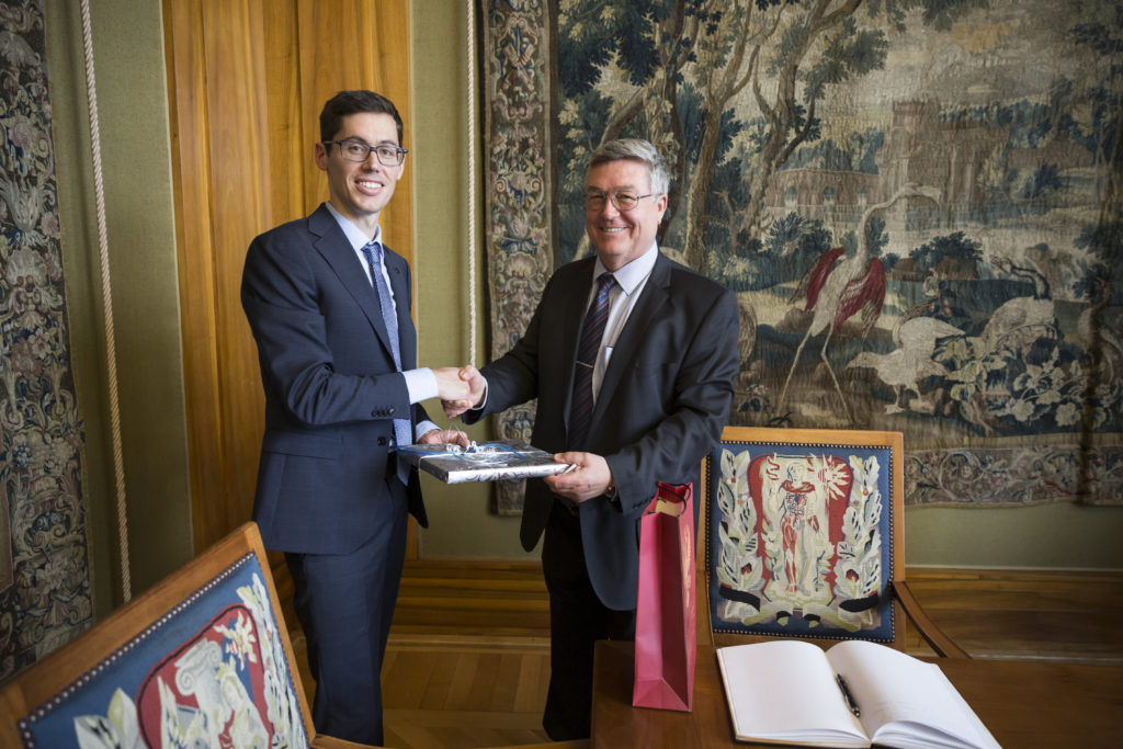 Visite de Son Excellence Monsieur Sergueï Victorovitch Garmonine, ambassadeur russe à l'Université de Fribourg.