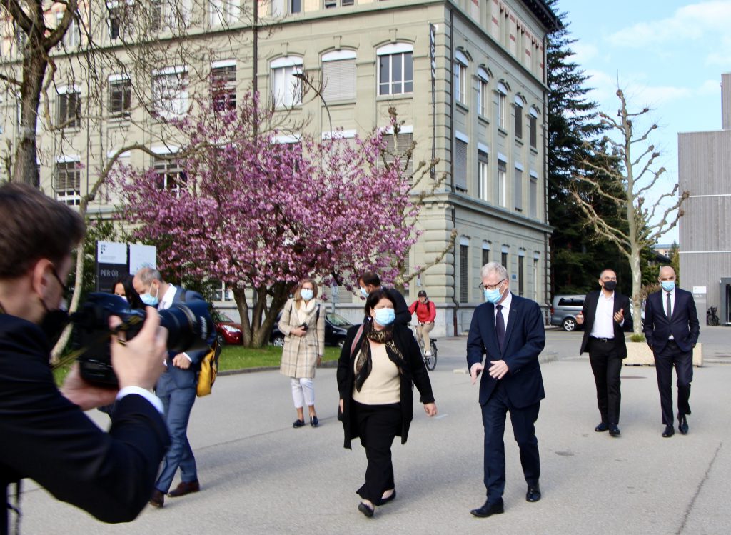 A la suite de la rencontre, Alain Berset s'est rendu dans un cours de la Faculté des sciences économiques et sociales et du management à la rencontre des étudiant·e·s.