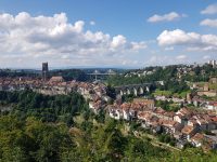 Fribourg accueillera le groupe des Universités de Compostelle