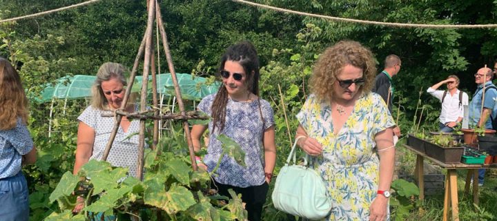 Zu Besuch im Permakultur-Garten der Unifr