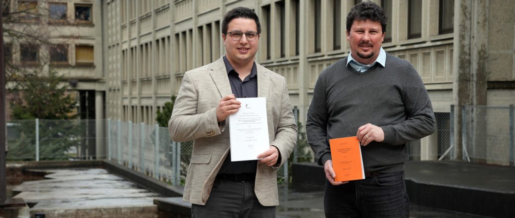 19 ans d’écart, deux doctorats, une même passion