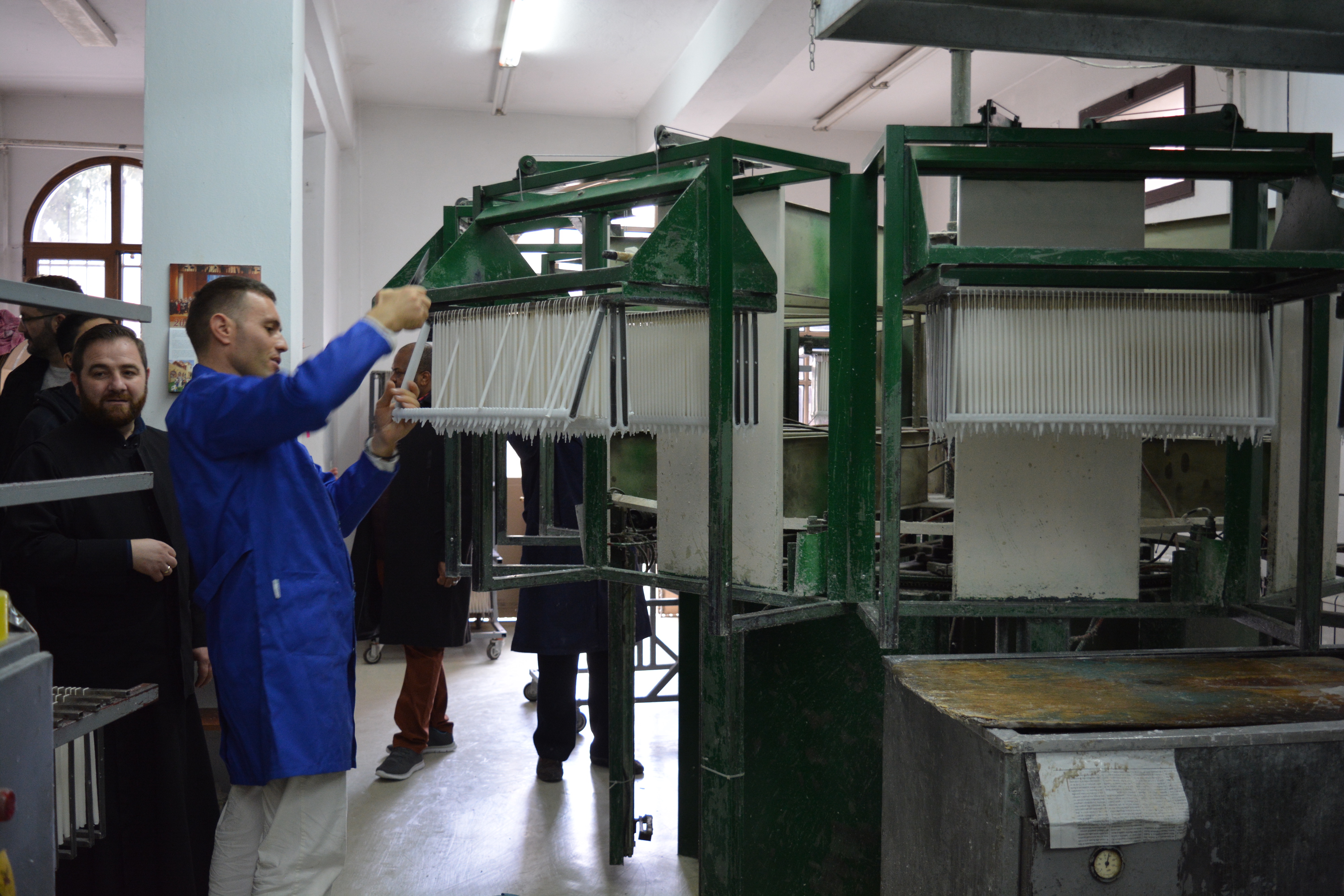 Fabrication of candles